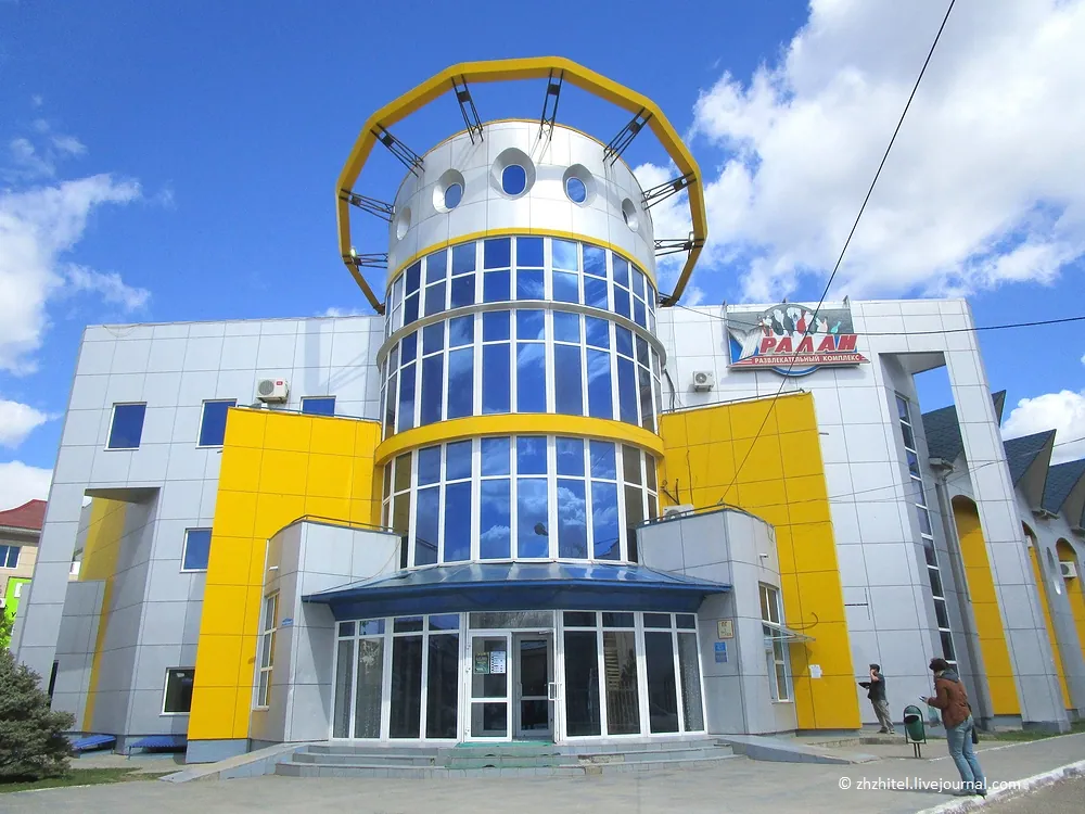 Здание ресторана в Элисте
