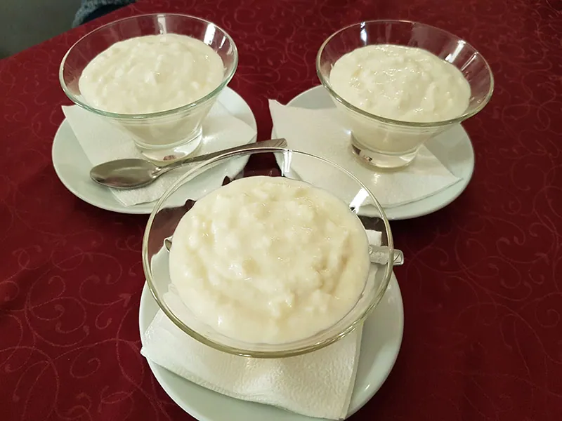 Булмг — калмыцкий десерт в стеклянных креманках